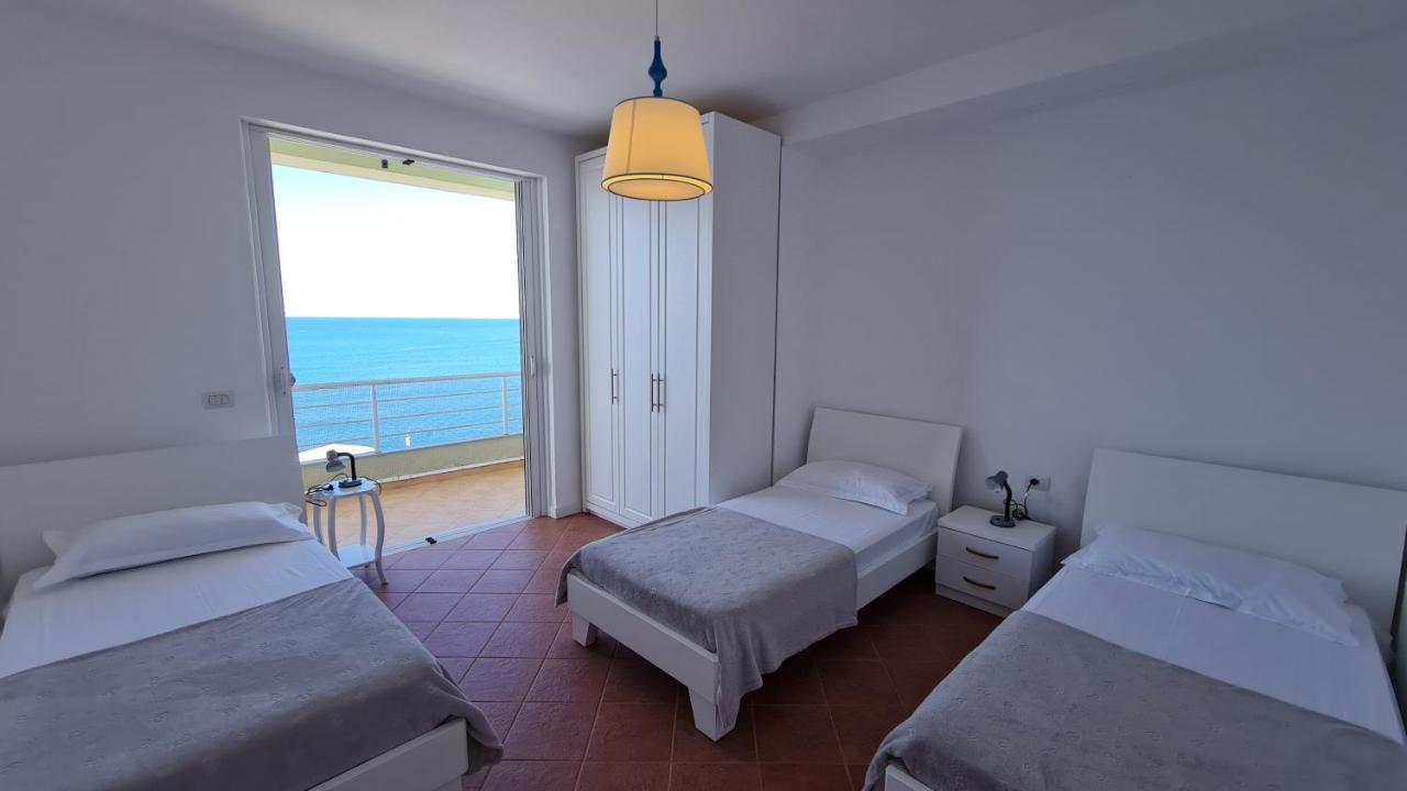 Sarande Barracuda View Apartment Ngoại thất bức ảnh