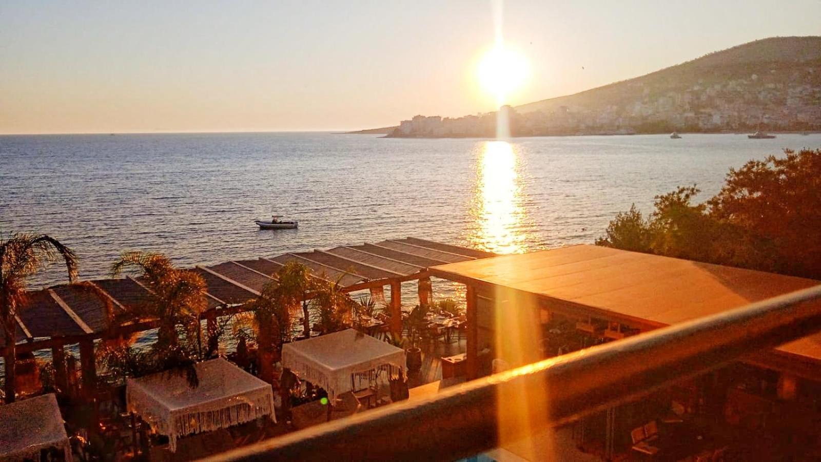 Sarande Barracuda View Apartment Ngoại thất bức ảnh